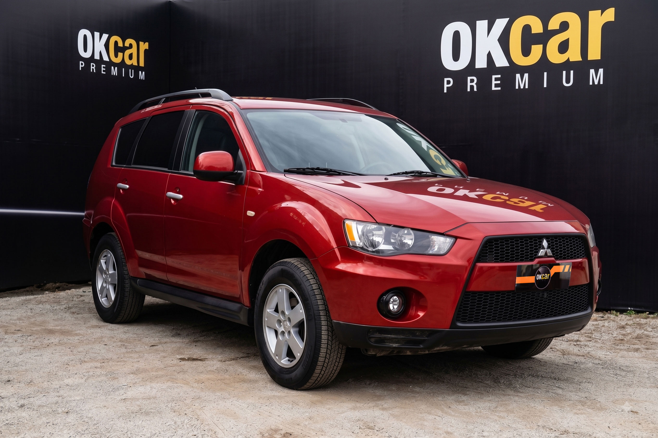 MITSUBISHI OUTLANDER  2014
